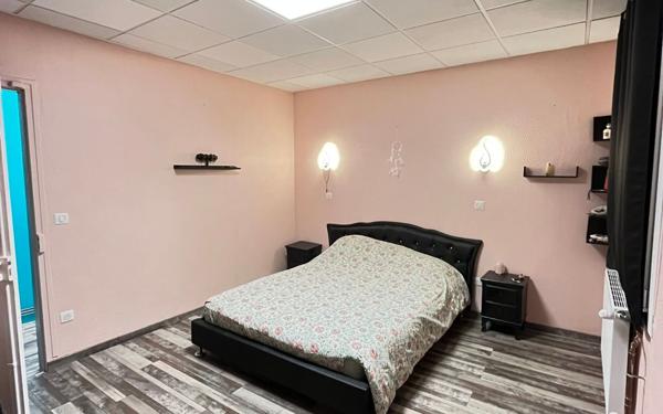 Maison à vendre    8 pièces •  La Chaussée-sur-Marne