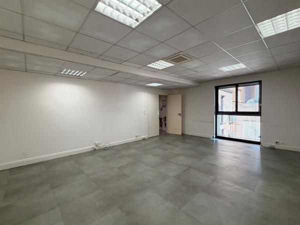 Bureaux - Locaux professionnels / Albi centre ville