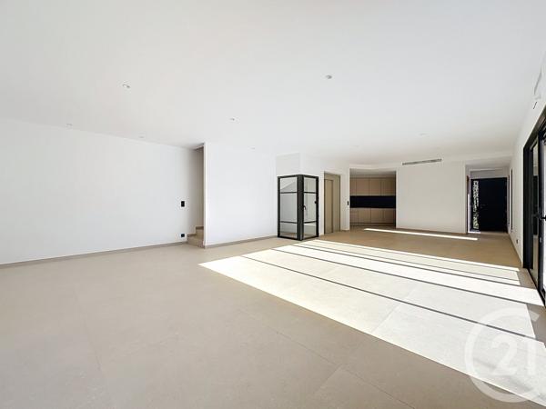 Maison à vendre  4 pièces - 162 m2 MOUGINS - 06