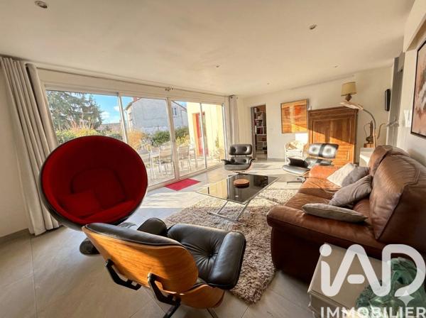 Maison à vendre 7 pièces 198 m² Massy