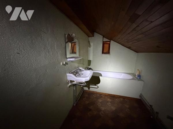 EXCLUSIVITE - MERCURY -  GROS POTENTIEL - VUE PANORAMIQUE - EXPOSEE SUD - 4 CHAMBRES