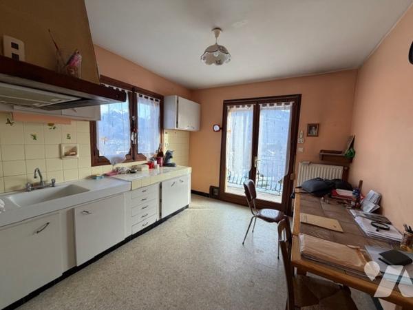 EXCLUSIVITE - MERCURY -  GROS POTENTIEL - VUE PANORAMIQUE - EXPOSEE SUD - 4 CHAMBRES