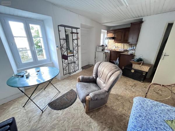 Maison à vendre à Champagnac dans le Cantal (15350), ref : 99T-15029