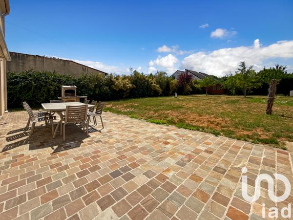 Maison à vendre 6 pièces 118 m² Santeny