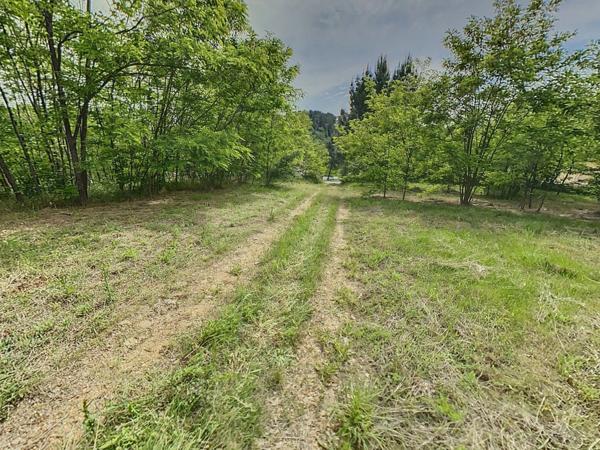 Dpt Ardèche (07), à vendre proche de LABLACHERE - Terrain de 2000 m²