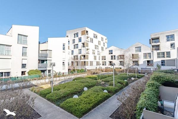 Appartement à vendre |                                       Bordeaux |                                        3 pièces  |  61 m²