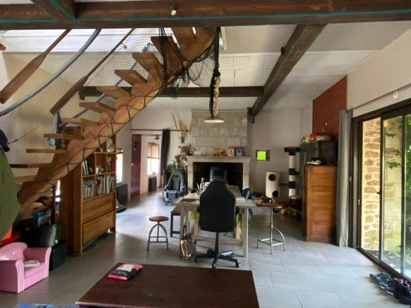 Maison à Vicq-sur-Mer, 50330 - 6 pièces 165m²