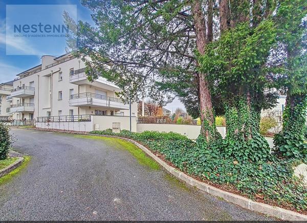 ORLEANS SAINT MARC  - T2 EN RESIDENCE AVEC ASCENSEUR - DPE C - BALCON - PARKING - CAVE