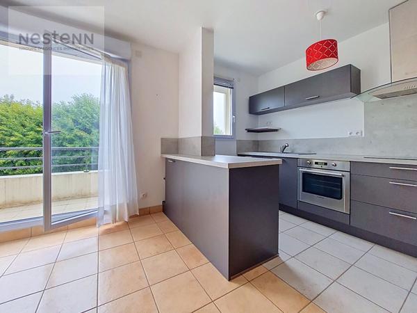 ORLEANS SAINT MARC  - T2 EN RESIDENCE AVEC ASCENSEUR - DPE C - BALCON - PARKING - CAVE
