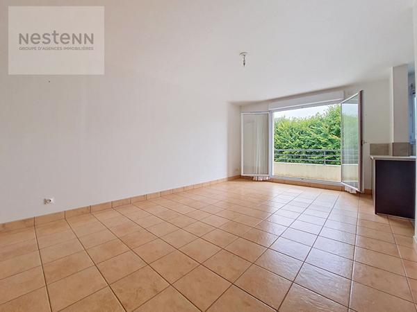 ORLEANS SAINT MARC  - T2 EN RESIDENCE AVEC ASCENSEUR - DPE C - BALCON - PARKING - CAVE
