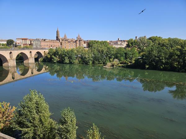 Magnifique appartement T3 avec très belle vue Montauban centre - Montauban (82000)