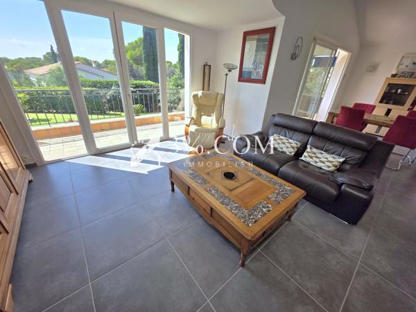 Villa 5 pièce(s) 4 chambre(s) 132 m²