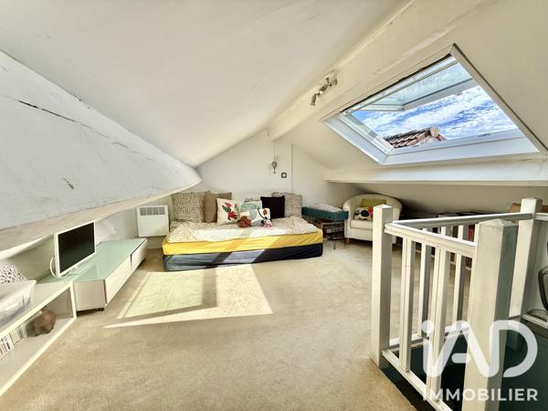 Maison à vendre 6 pièces 143,23 m² Voisins-le-Bretonneux