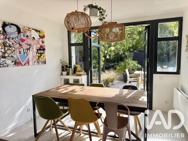 Maison à vendre 6 pièces 143,23 m² Voisins-le-Bretonneux