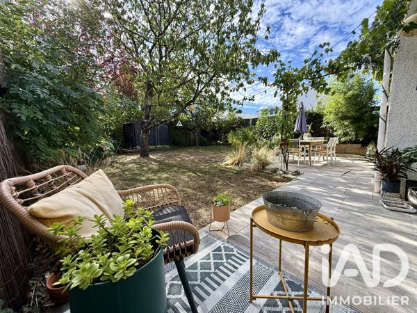 Maison à vendre 6 pièces 143,23 m² Voisins-le-Bretonneux
