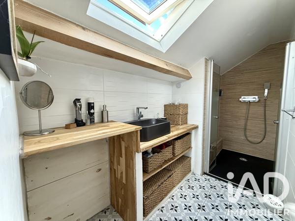 Maison à vendre 6 pièces 143,23 m² Voisins-le-Bretonneux