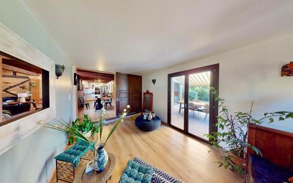 Maison à vendre    7 pièces • 197,63 m2 Tournefeuille