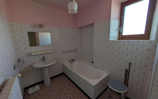 Appartement à vendre    2 pièces •  Lornay