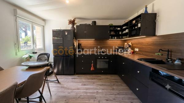 Vente
                Appartement71,32 m² - 3 Pièces -
                    BRUGES (33520)