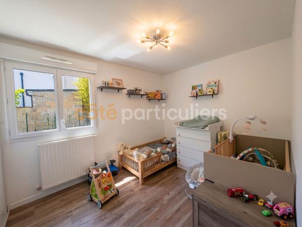 Vente
                Appartement71,32 m² - 3 Pièces -
                    BRUGES (33520)