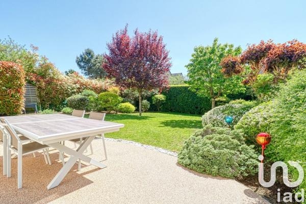 Maison 6 pièces de 133 m² à Saint-Prix (95390)