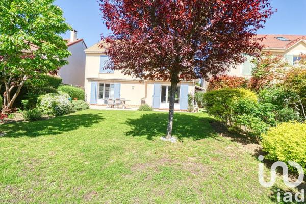 Maison 6 pièces de 133 m² à Saint-Prix (95390)