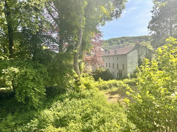 Vente Immeuble 30 pièces 850 m2 à Vaux