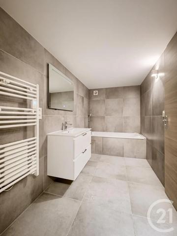 Maison à vendre  5 pièces - 137 m 2   ST LAURENT EN GRANDVAUX  - 39