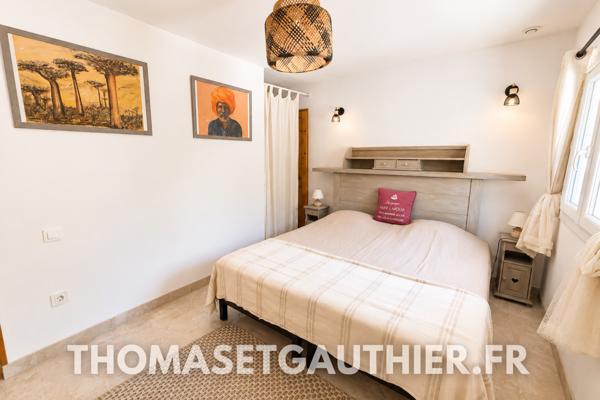 VELLERON – Domaine de 1,3 ha avec maison principale, 4 gîtes et 2 piscines