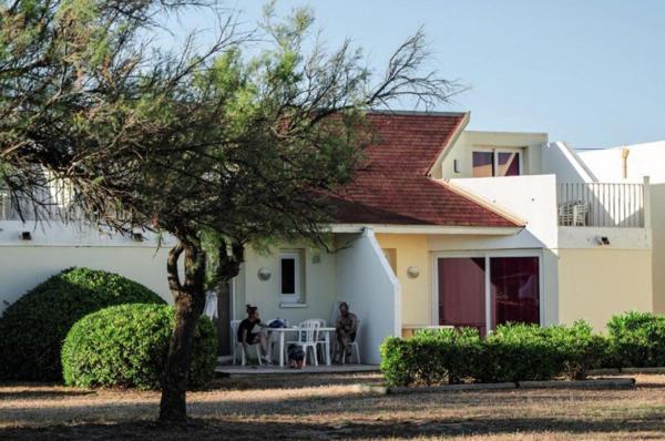 INVESTISSEMENT LOCATIF – Gruissan – Résidence Résidence Belambra Clubs Les Ayguades - 6,4 % de rentabilité