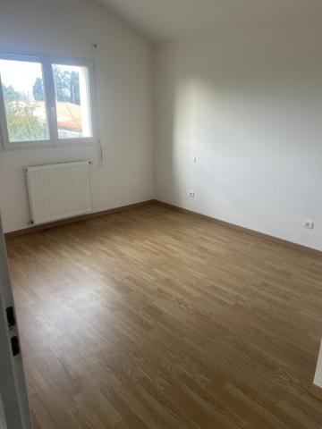 Maison de 161 m² dans une impasse calme – Grand terrain arboré à Marmande