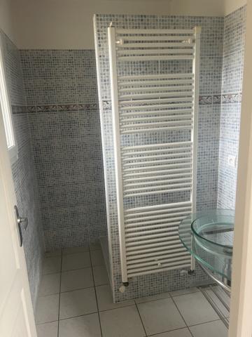 Maison de 161 m² dans une impasse calme – Grand terrain arboré à Marmande