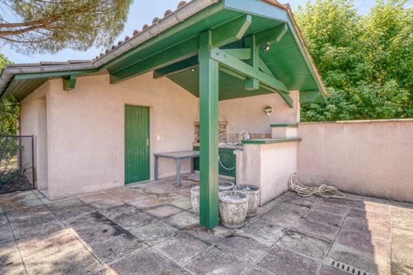 Maison 8 pièces de 261m2 parcelle de 2849m2