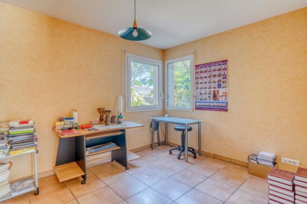 Maison 8 pièces de 261m2 parcelle de 2849m2