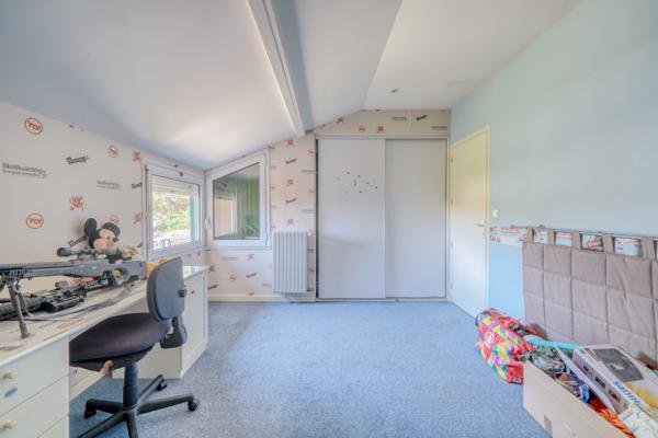 Maison 8 pièces de 261m2 parcelle de 2849m2
