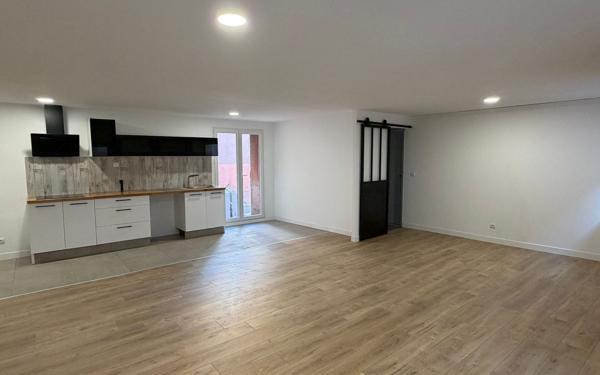 Appartement à louer    2 pièces •  Trouillas