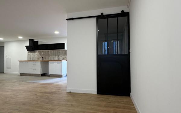 Appartement à louer    2 pièces •  Trouillas