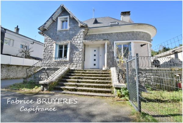 Maison à vendre 7 pièces USSEL (19)