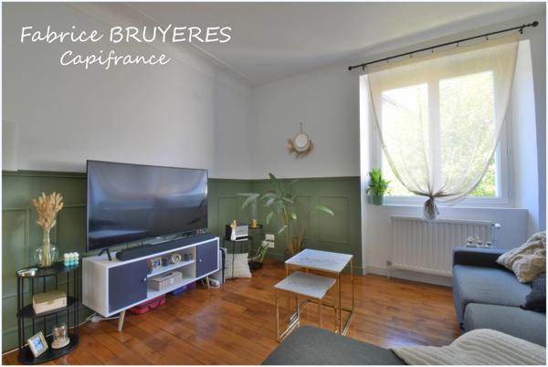 Maison à vendre 7 pièces USSEL (19)