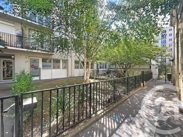 Appartement à vendre  9 pièces - 127,96 m 2   PARIS  - 75020