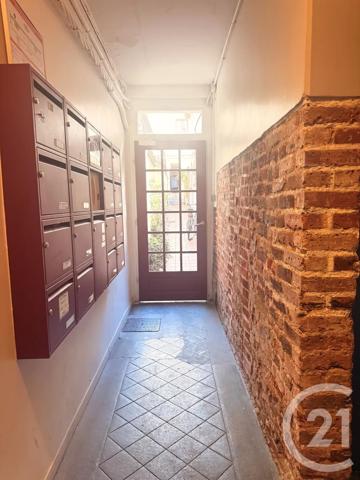 Appartement F1 à vendre  1 pièce - 28 m 2   PARIS  - 75020