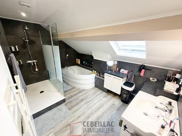 Maison 6 pièce(s) 3 chambre(s) 152.91 m²