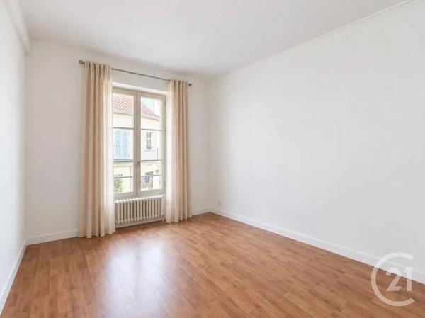 Appartement F3 à vendre  3 pièces - 64,06 m 2   RAMBOUILLET  - 78