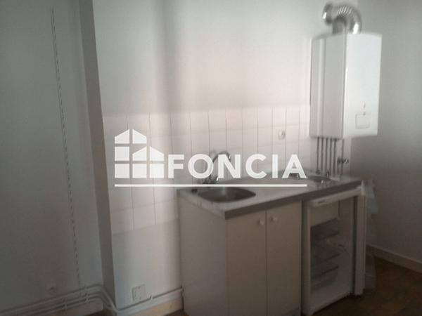 Location Studio 42.11 m² - 2e ETAGE - PORTE 4 Niort 79000