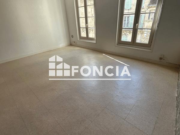 Location Studio 42.11 m² - 2e ETAGE - PORTE 4 Niort 79000