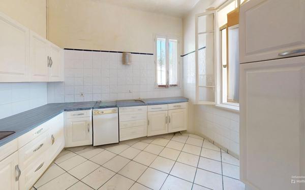 Maison à vendre    3 pièces •  Carqueiranne