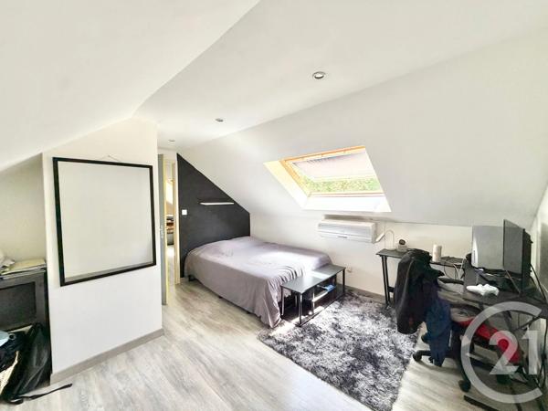 Maison à vendre  6 pièces - 174,47 m 2   LA GUERCHE SUR L AUBOIS  - 18