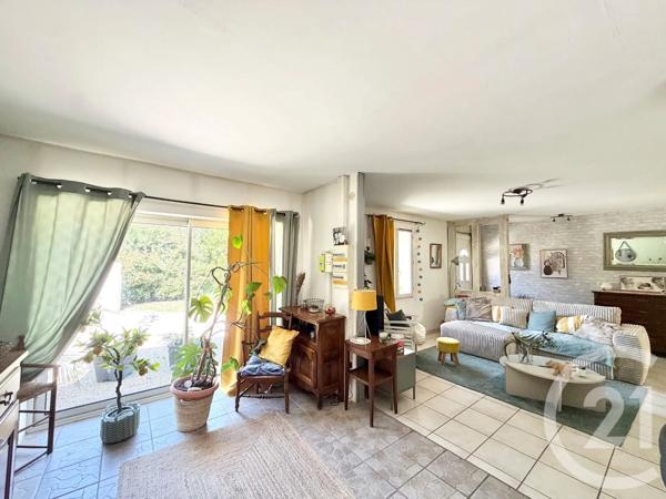 Maison à vendre  6 pièces - 174,47 m 2   LA GUERCHE SUR L AUBOIS  - 18