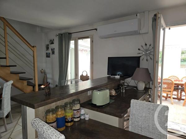 Maison à vendre  6 pièces - 174,47 m 2   LA GUERCHE SUR L AUBOIS  - 18