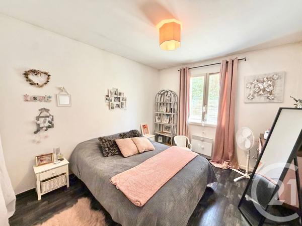 Maison à vendre  6 pièces - 174,47 m 2   LA GUERCHE SUR L AUBOIS  - 18